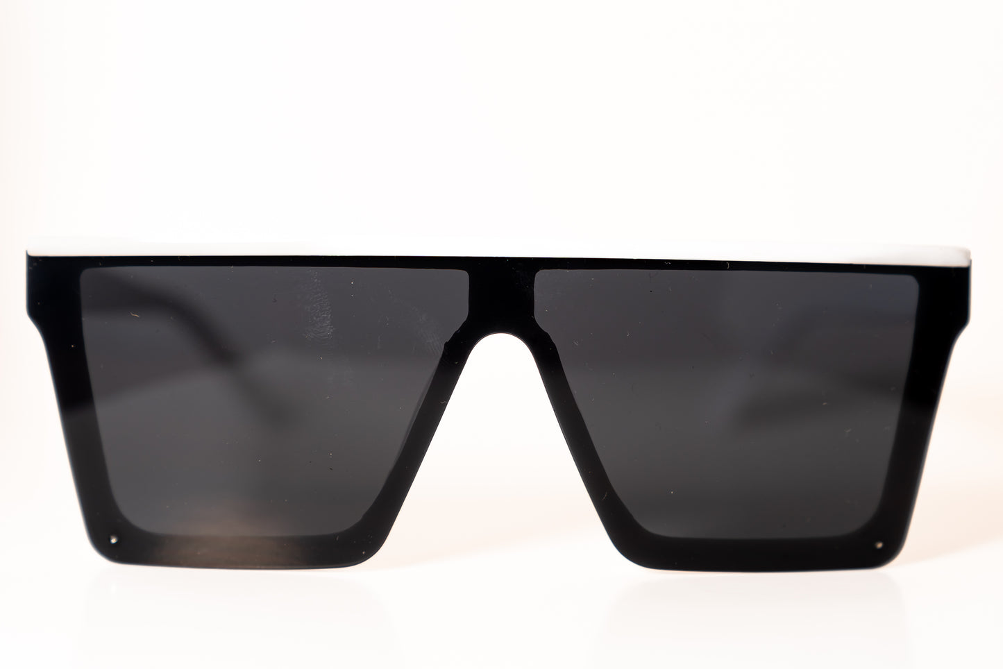 Amazi Shades - White